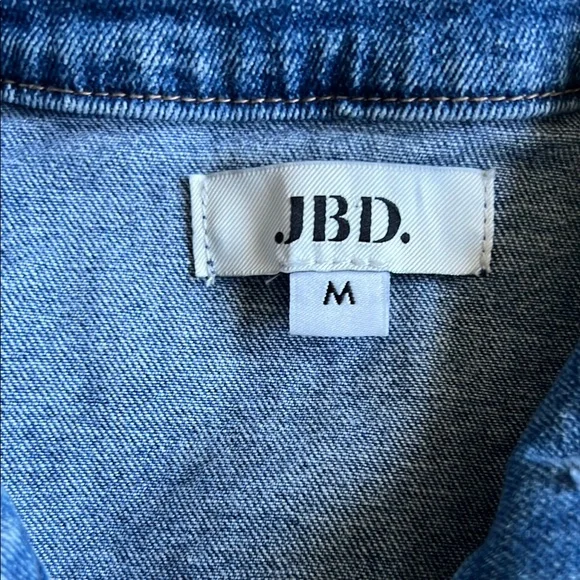JBD. Trendy Cropped Denim Jacket - Picture 4 of 7